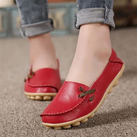 red summer shoes for women.